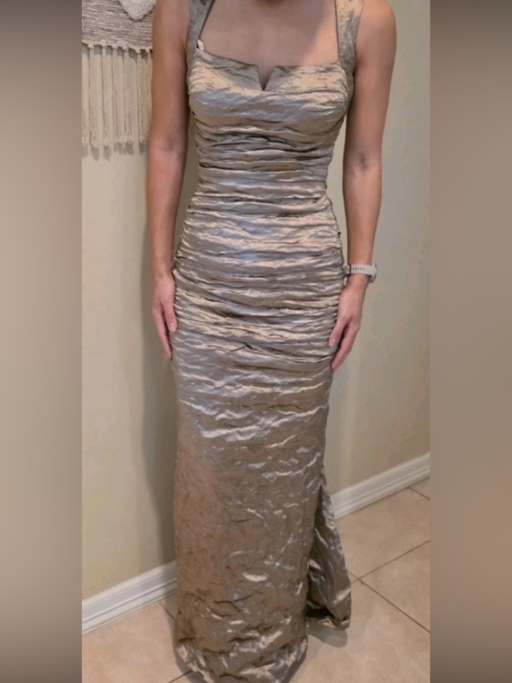Nicole Miller Bronze Metallic Formal Gown Ruched Maxi Halter Open Back Prom Sz 4